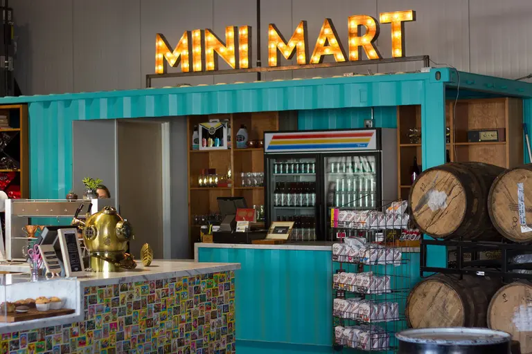 Mini-Mart-Modern-Times