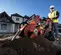Zanjadora manual Ditch Witch naranja