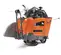 Sierra de concreto manual autopropulsada Husqvarna naranja y gris