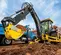 Yellow and gray JOHN DEERE 108-116 HP Backhoe Loader, 15-16 ft. de profundidad de excavación, con Extendahoe