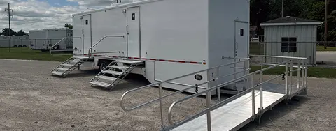 Remolque con baño