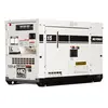 Generador remolcable de 11 – 22 kW, a diésel de nivel 4 MULTIQUIP blanco