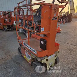 2016 JLG 1230ES Self-Propelled One-Person Lift