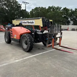 2018 JLG 742 Forklift