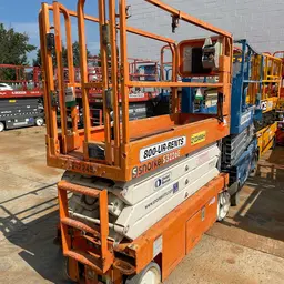 2018 Snorkel S3226E Scissor Lift