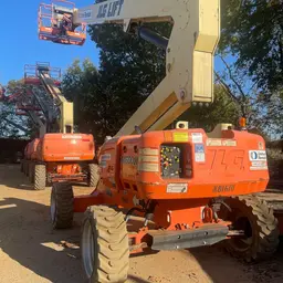 Brazo de elevación JLG M600JP 2013
