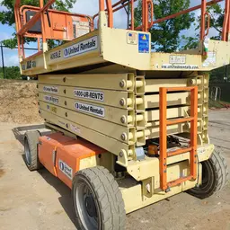 Elevador de tijera JLG 4069LE 2016